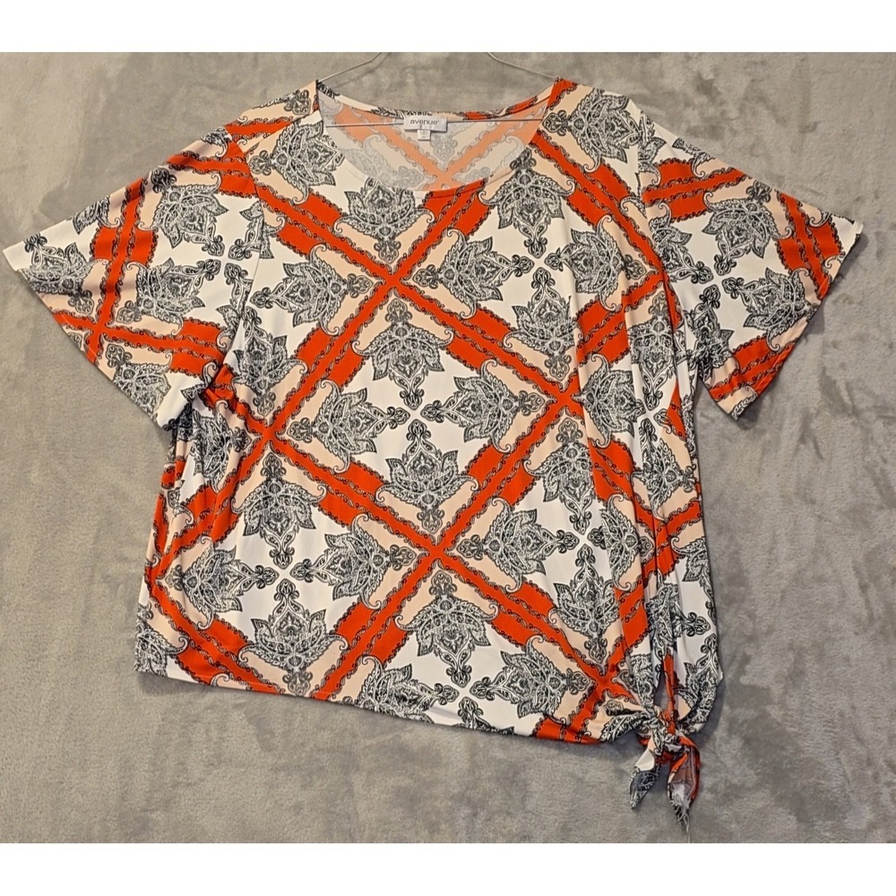 Avenue Shirt Womens 3X White Orange Paisley Print Front Tie Knot Top Scoop Neck
